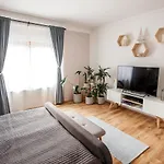 Csendeskert Wellness - Garden, Grill, Chill *