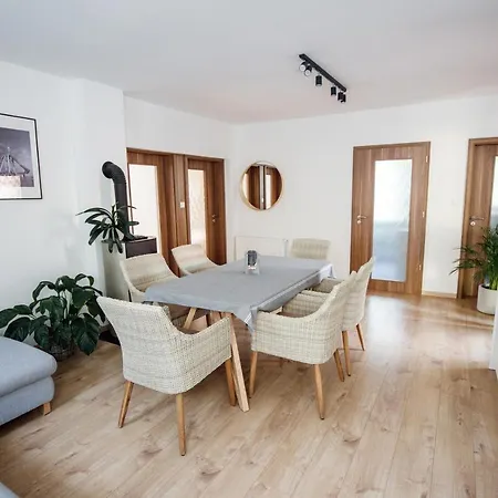 Csendeskert Wellness Apartments - Garden, Grill, Chill Balatonalmadi