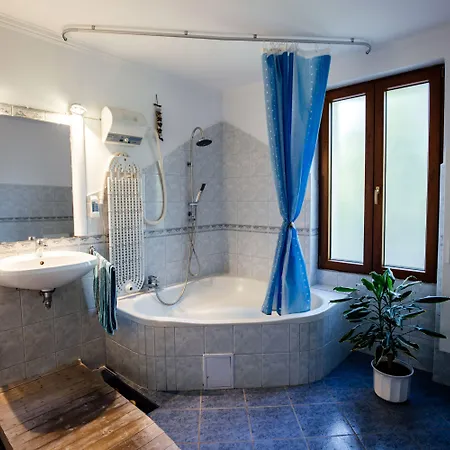 Csendeskert Wellness - Garden, Grill, Chill Apartman